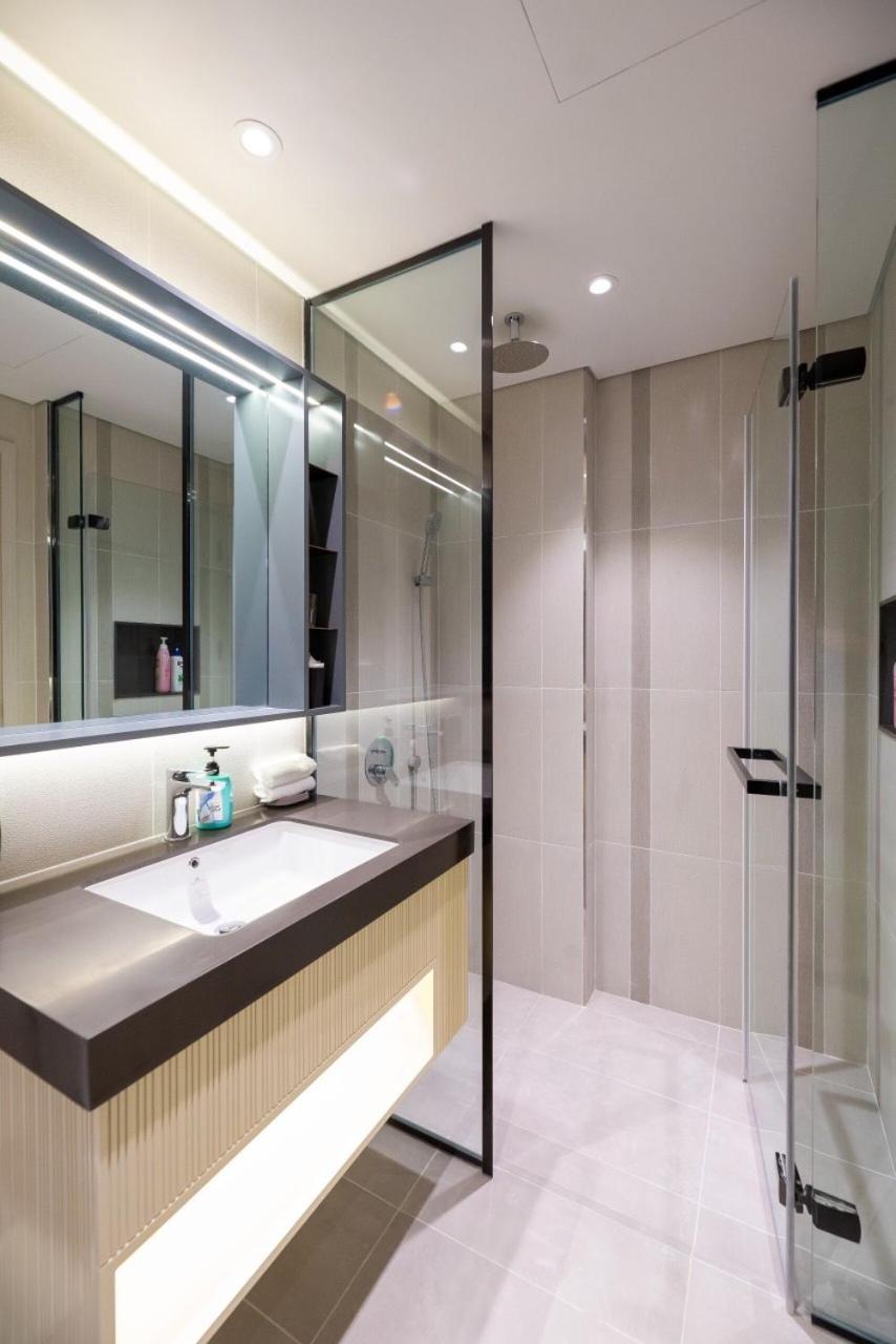 Apartment Cardinal Court Phu My Hung Ho Chi Minh City