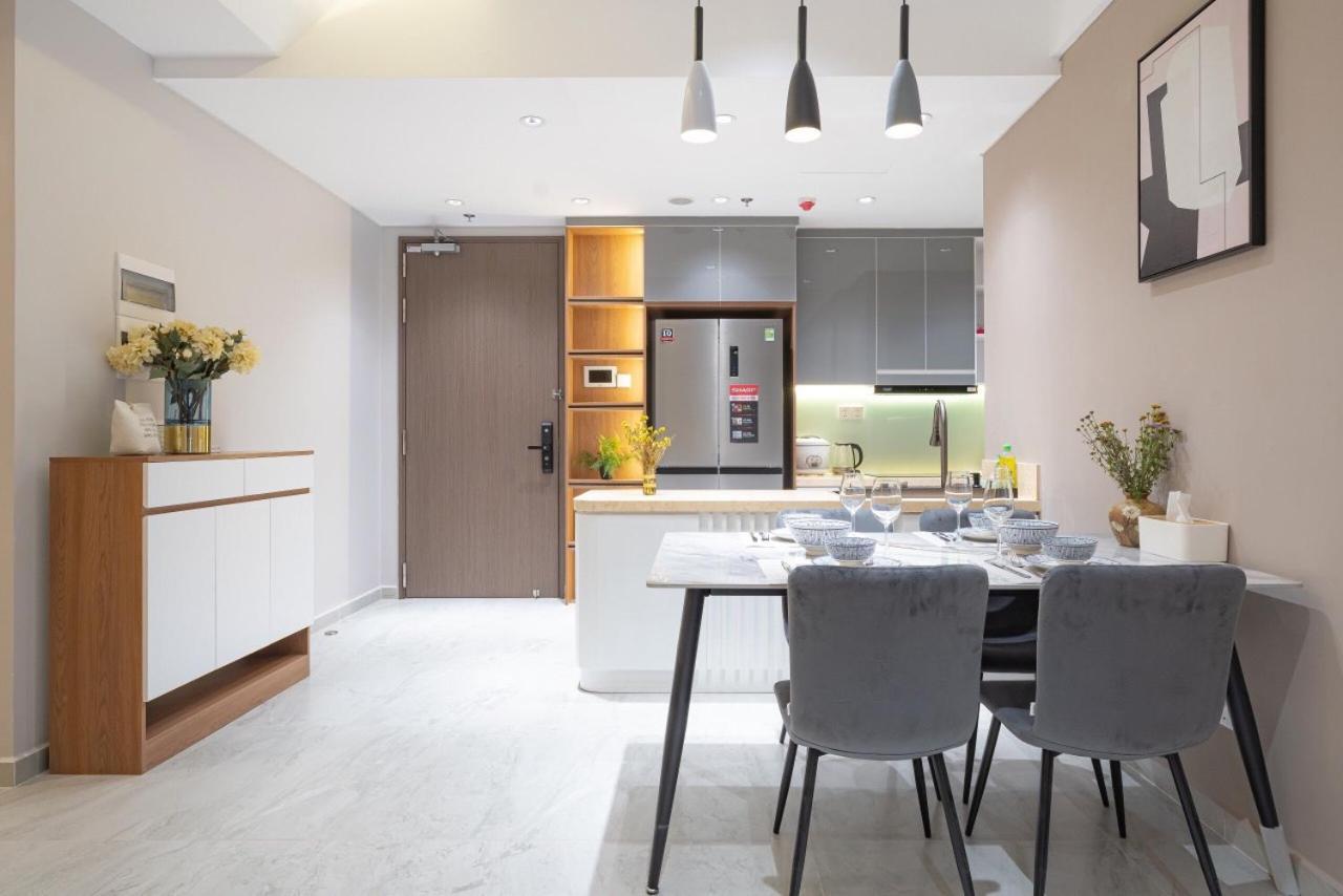Apartment Cardinal Court Phu My Hung *