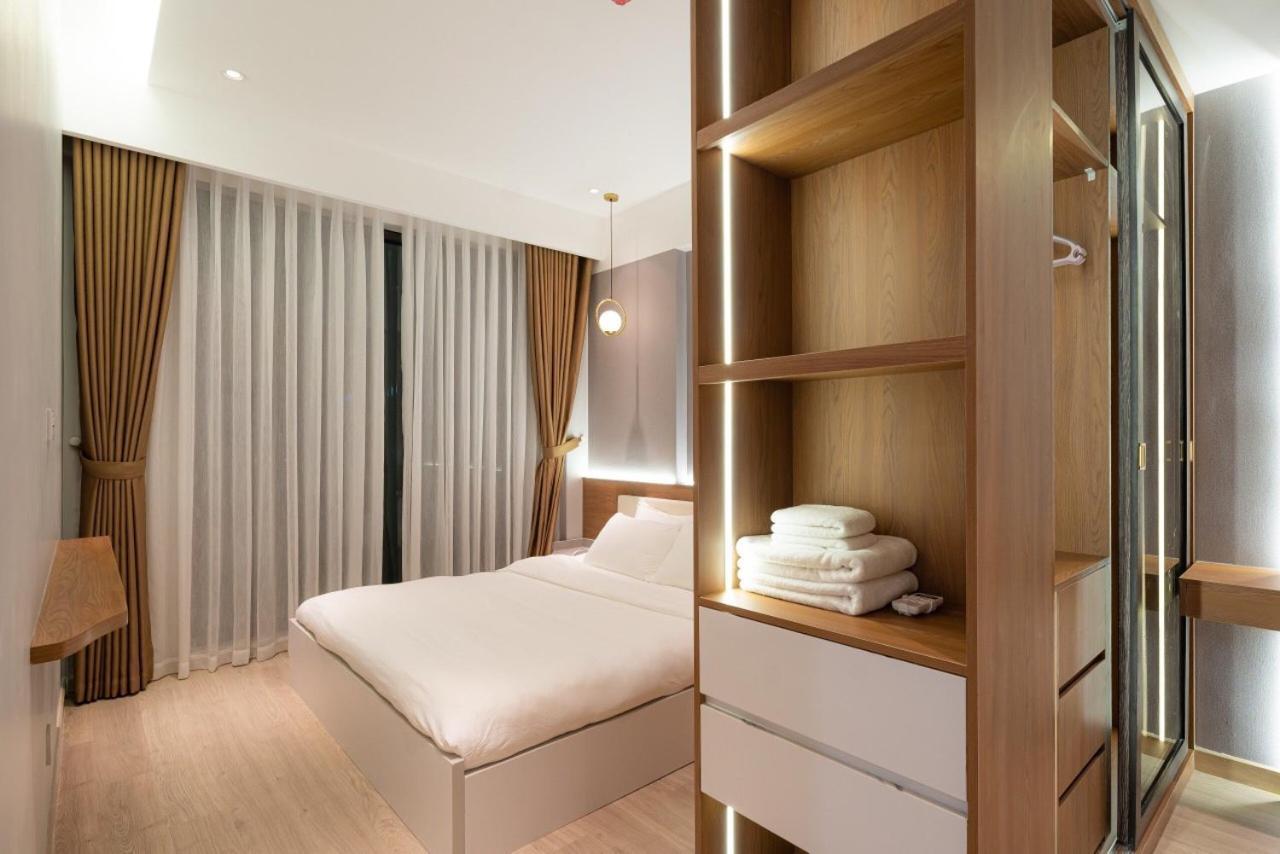 Cardinal Court Phu My Hung Apartment *